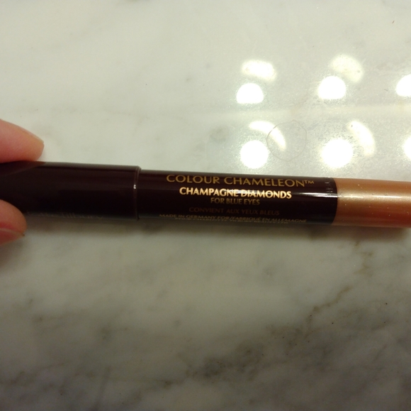 Charlotte Tilbury Colour Chameleon in Champagne Diamonds - Picture 3 of 6